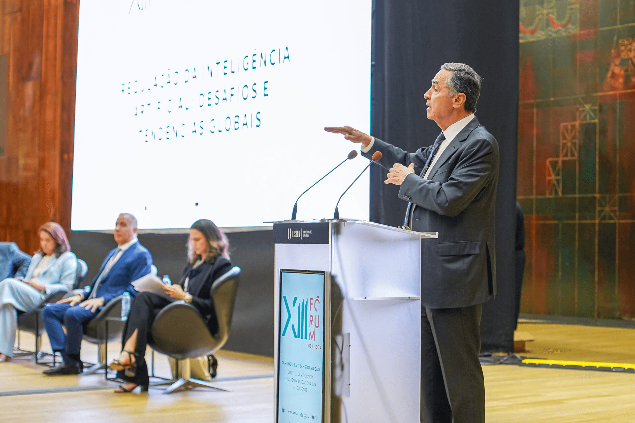 Presidente do STF explica decisão sobre plataformas digitais: “exemplar para o mundo”