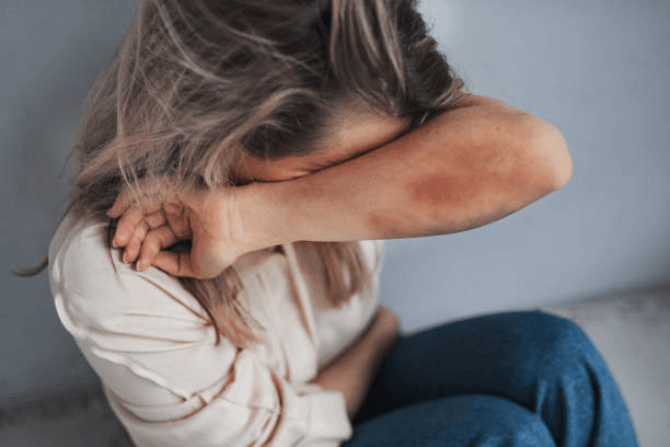 Lei cria o programa Antes que Aconteça de prevenção à violência contra a mulher