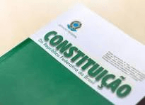 Constituição de São Paulo não pode ampliar exigência de leis complementares, diz STF Regras estaduais devem, obrigatoriamente, seguir a forma de organização do Estado prevista na