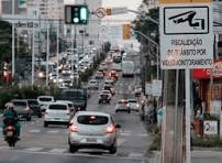 Pesquisa descarta “indústria da multa” e indica que radares reduzem infrações e ajudam a salvar vidas no trânsito