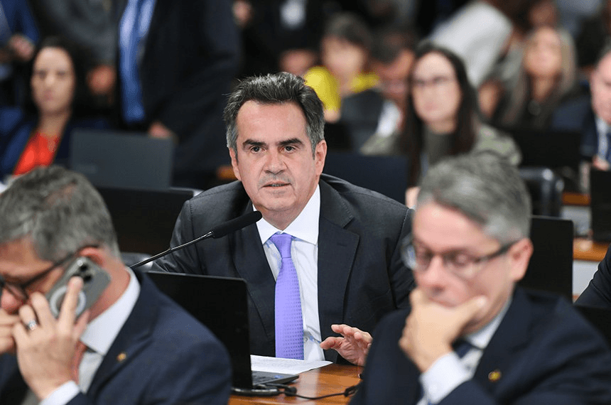 Multas de trânsito financiarão saúde e meio ambiente, aprova CCJ